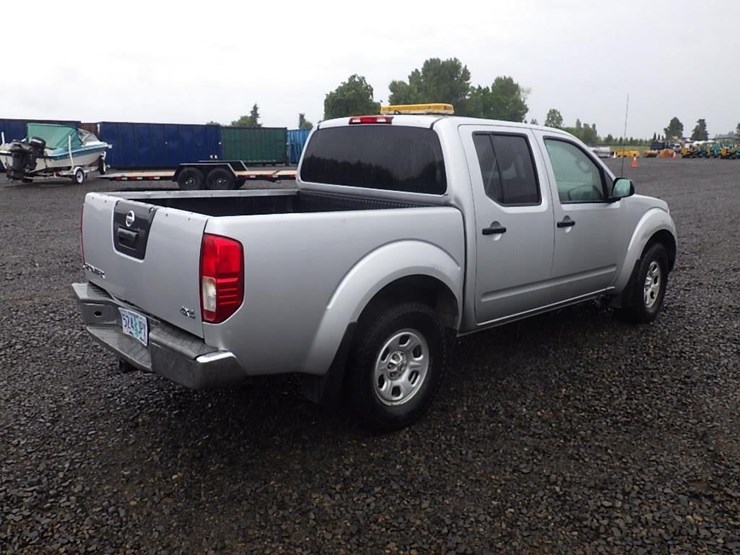 2014-nissan-frontier-image-5
