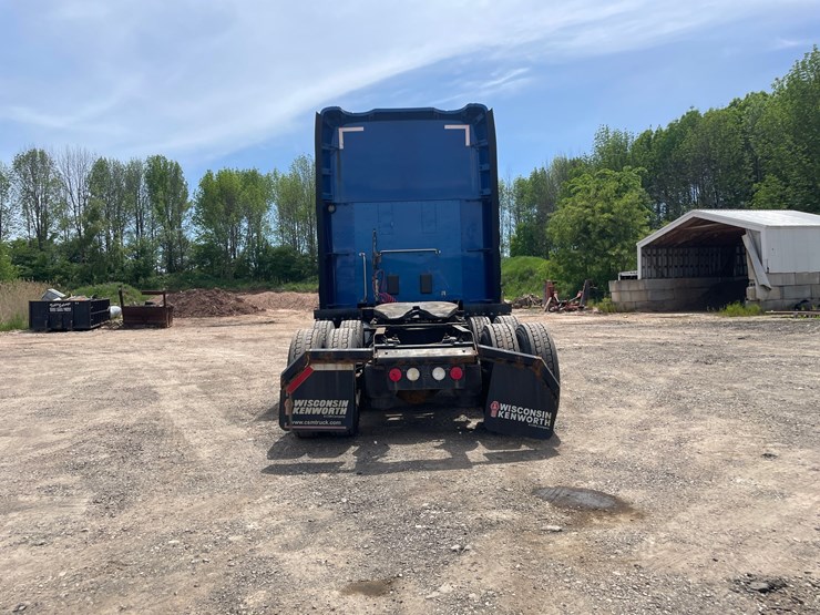 2015-kenworth-t680-image-6