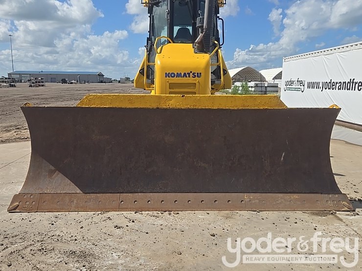 2018-komatsu-d61px-24-image-20