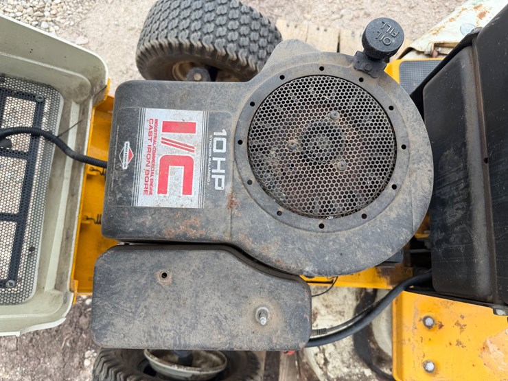 cub-cadet-1020-image-9