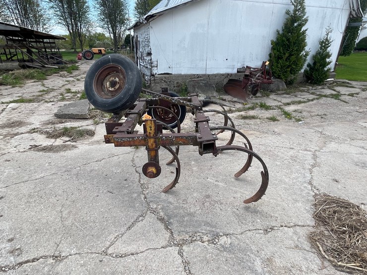 #208-•-brillion-cultivator-(kaukauna,-wi)-image-4