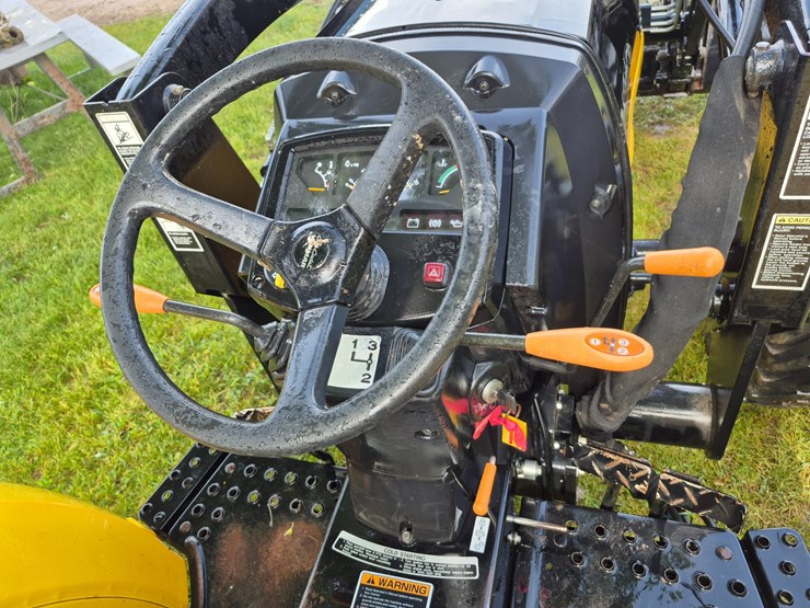 cub-cadet-yanmar-ex450-image-10
