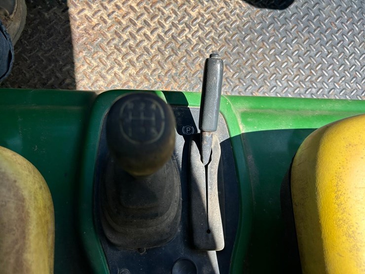 2020-john-deere-2020-image-19