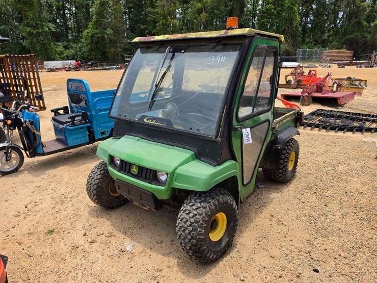 john-deere-gator-image-1