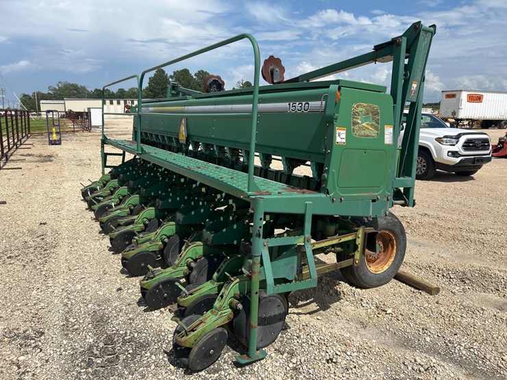 john-deere-1530-image-6
