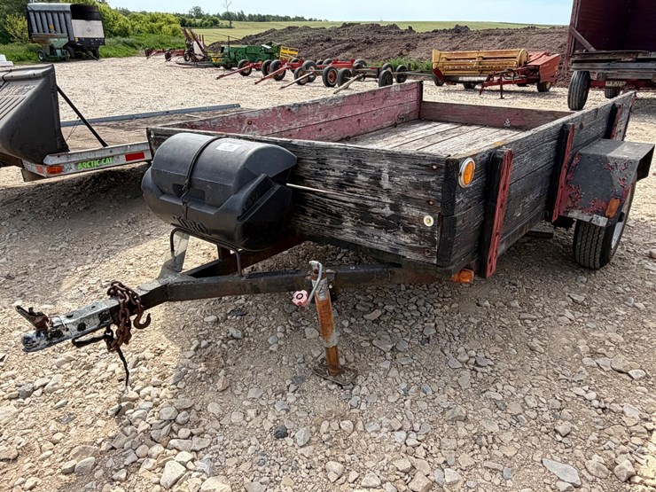 #5500-•-utility-trailer-image-1