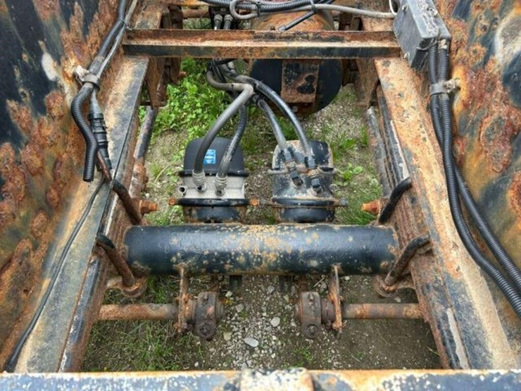 2012-capital-27-ft-t/a-rolloff-pup-trailer-2c9tl5g-image-18