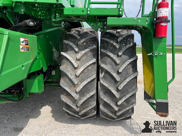 2013-john-deere-s680-image-12