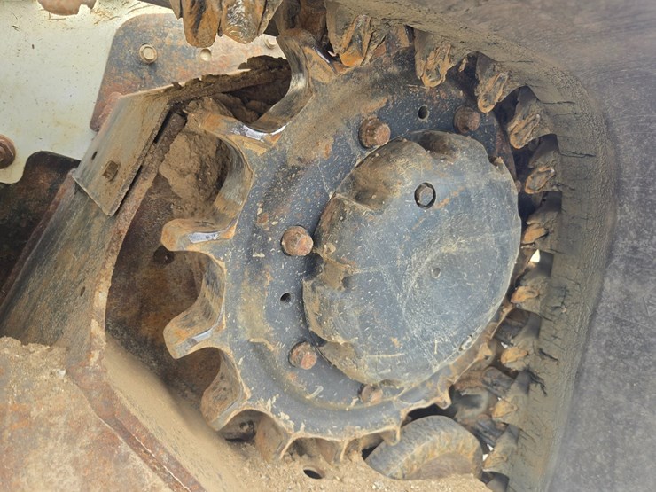 2020-bobcat-t770-image-52