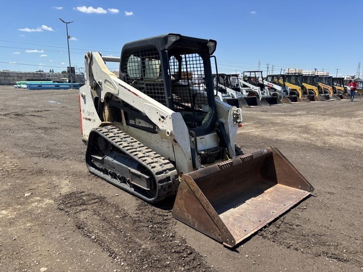 2016-bobcat-t590-image-2