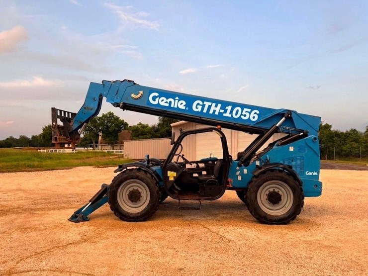 2019-genie-gth1056-image-1