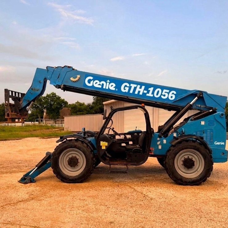 2019 GENIE GTH1056