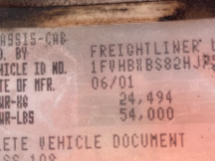 2002-freightliner-fl80-image-52