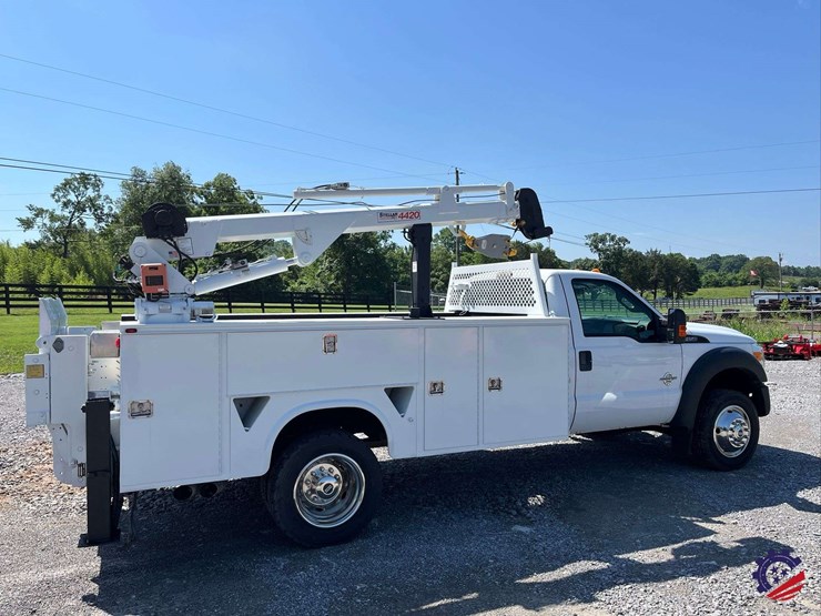 2011-ford-f450-image-3