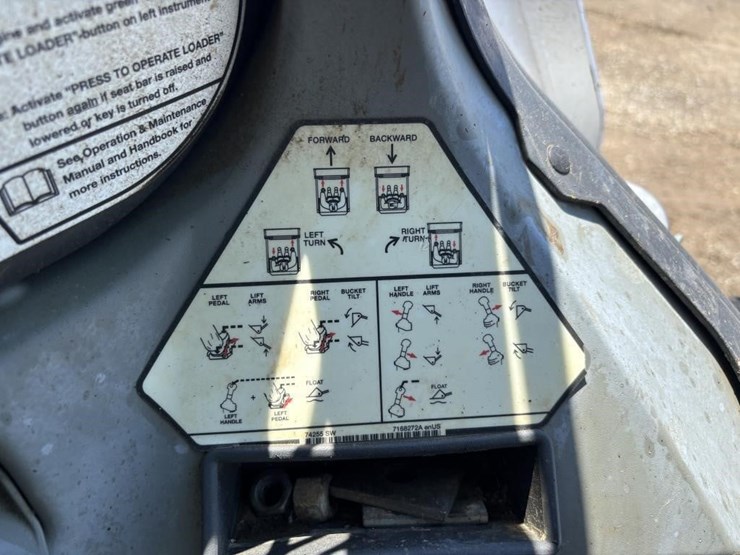 2019-bobcat-t595-image-22