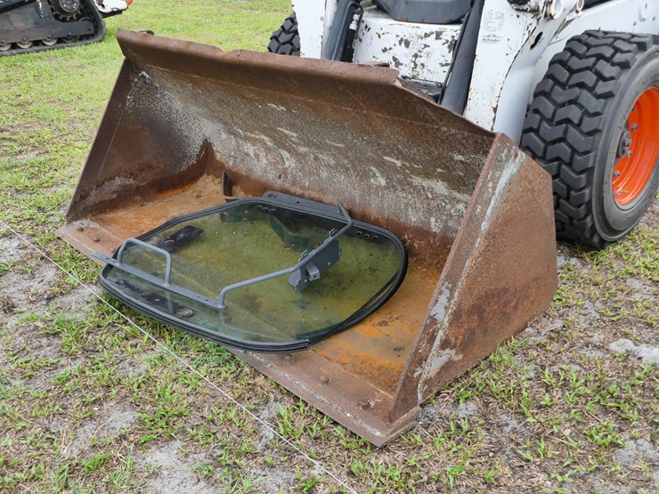 2014-bobcat-s770-image-2