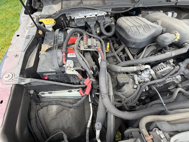 2015-ford-f550-image-17