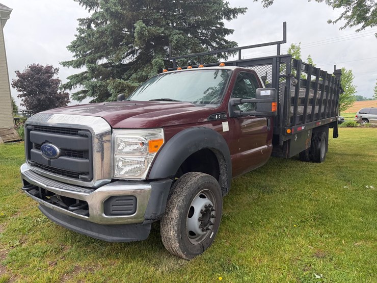 2015-ford-f550-image-1