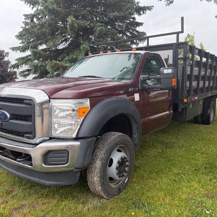 2015 FORD F550