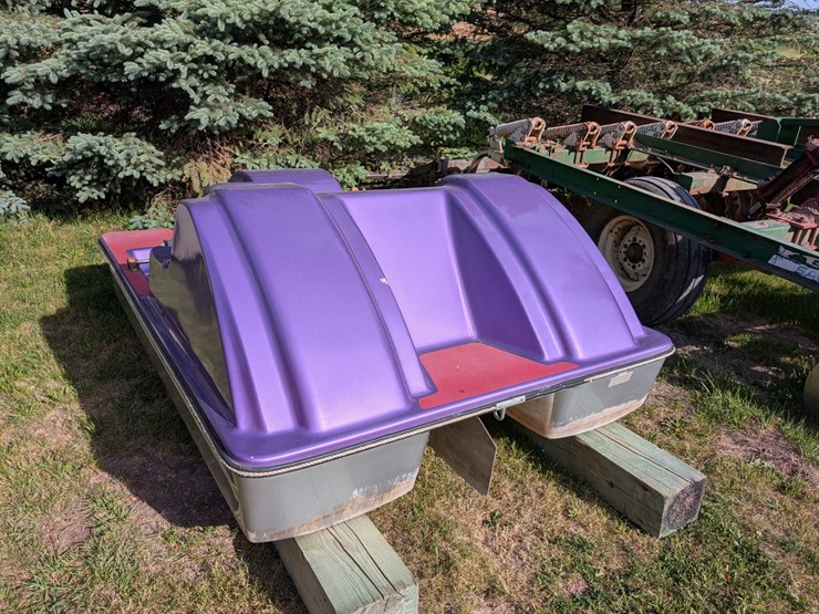 #5450-•-paddle-boat-image-3