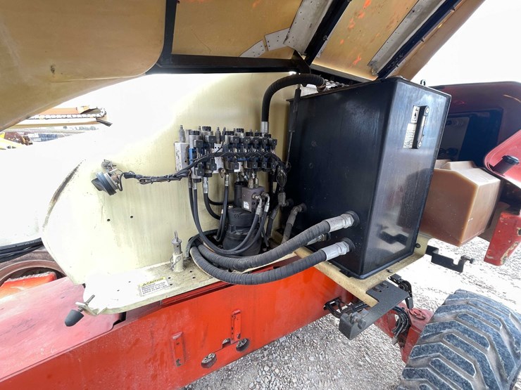 jlg-400s-image-24