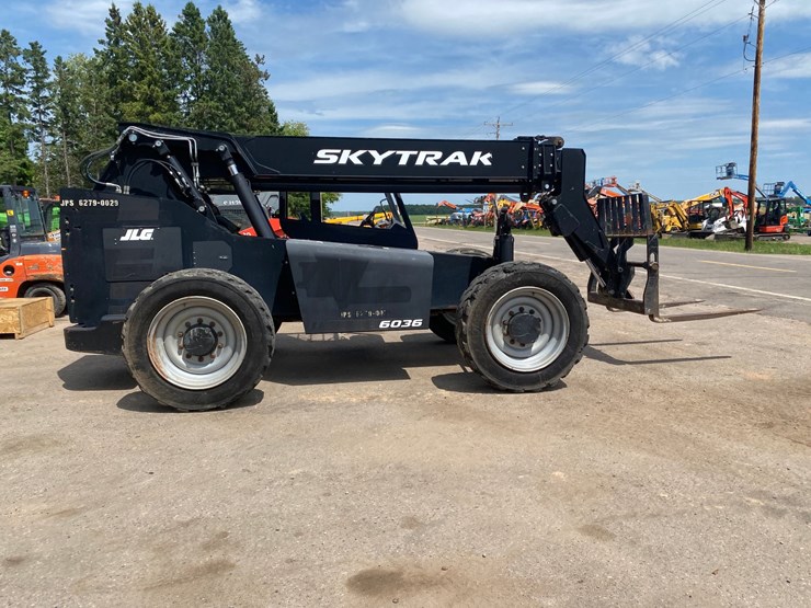 2019-sky-trak-6036-image-6
