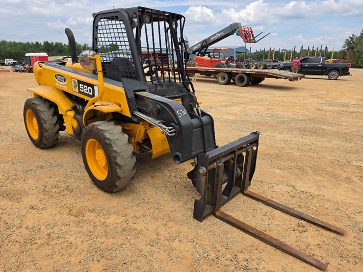 jcb-520-image-4