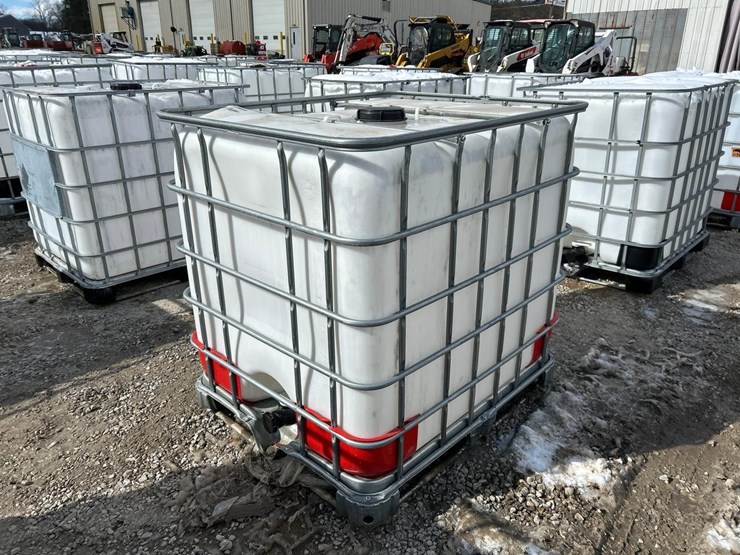 water-tank-tote-image-2