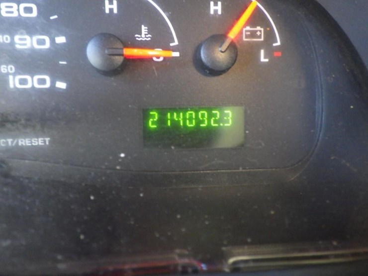 2008-ford-econoline-350-image-13