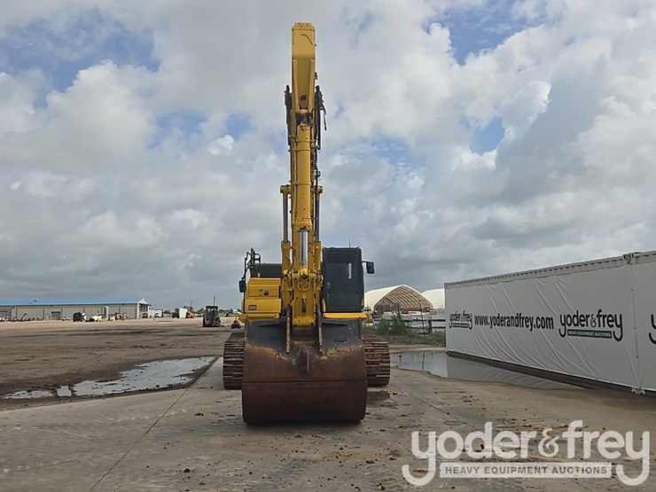 2023-komatsu-pc490-lc-10-image-8