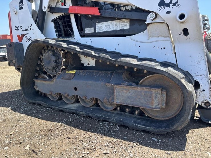 2019-bobcat-t595-image-16