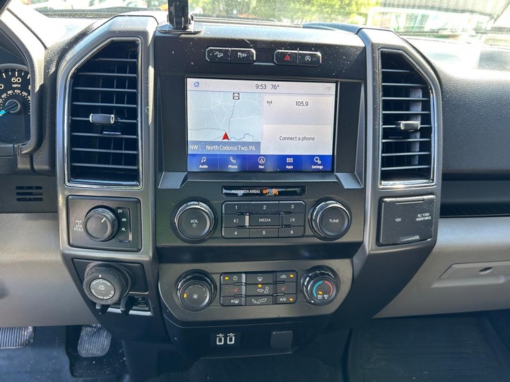 2019-ford-f150-image-30