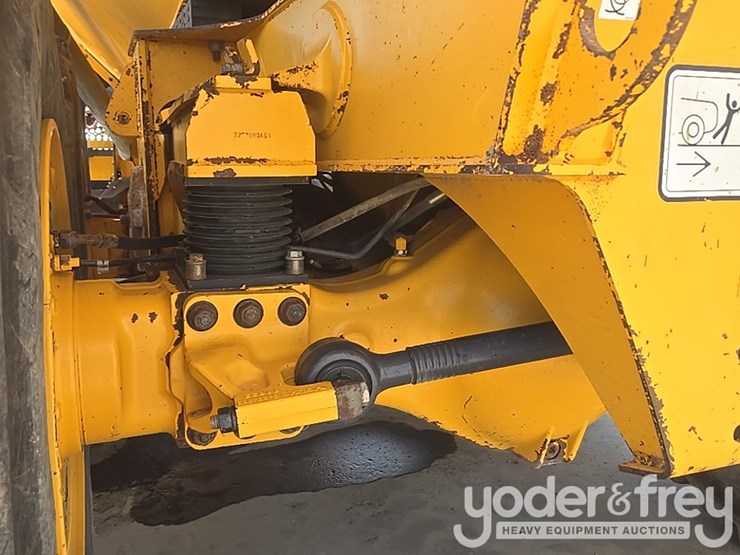 2022-volvo-a25g-image-28