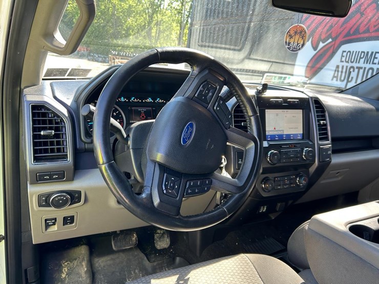 2019-ford-f150-image-27