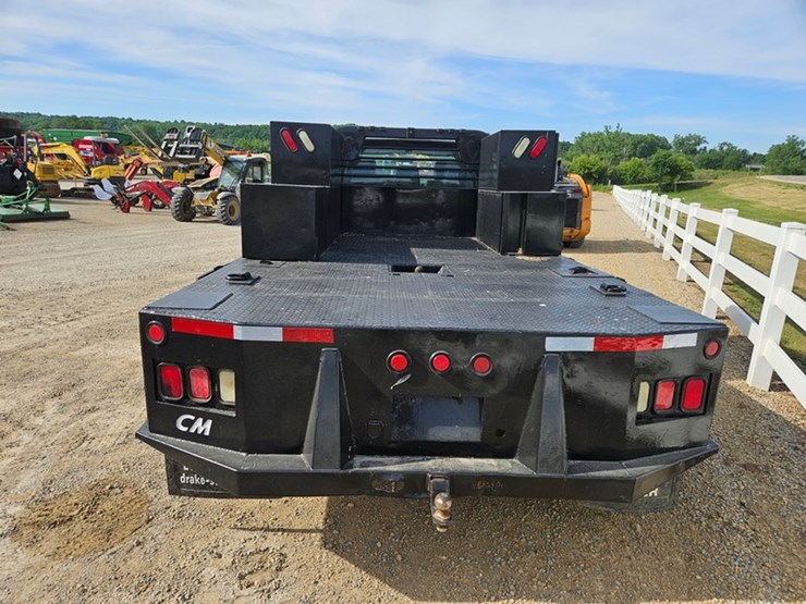 2012-ford-f550-image-4
