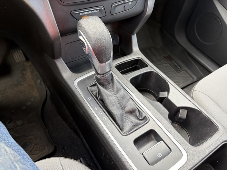 2017-ford-escape-image-31