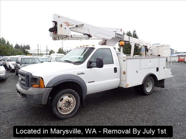 2005-ford-f550-image-1
