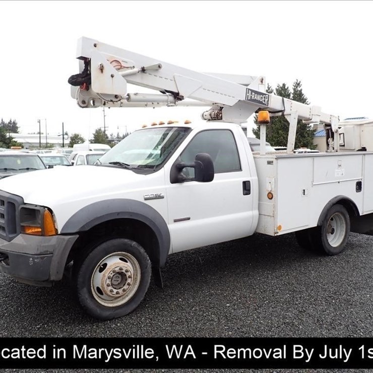 2005 FORD F550