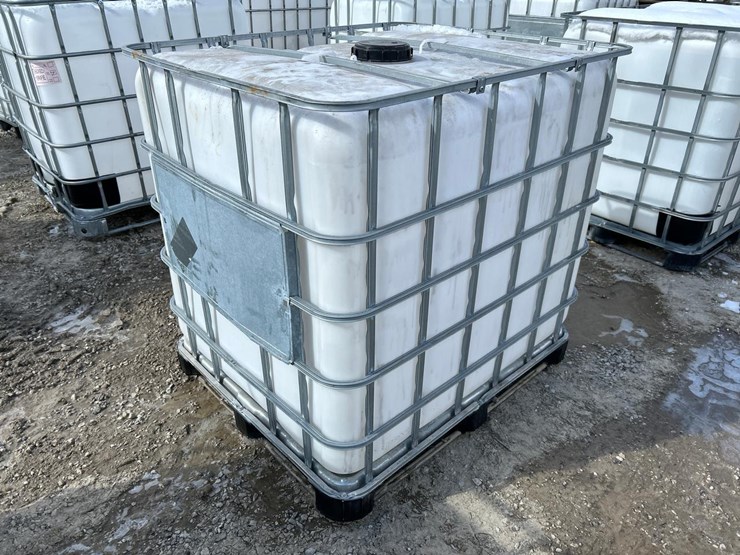 water-tank-tote-image-2