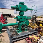 7-1/16” 10K frac tree & transport skid