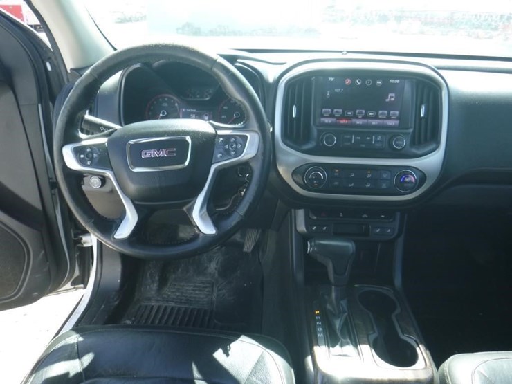 2016-chevrolet-colorado-image-9