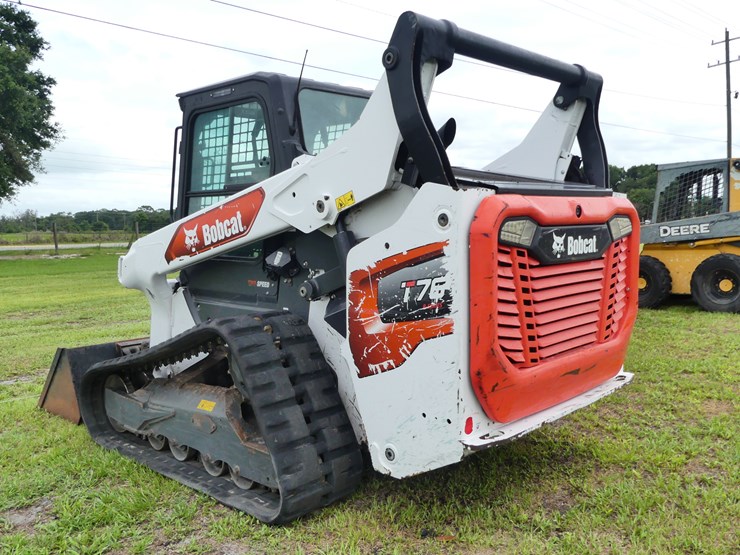 2021-bobcat-t76-image-9