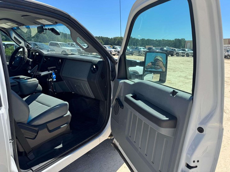 2016-ford-f250-image-15