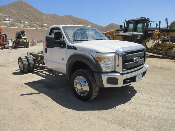 2015-ford-f550-xl-sd-image-2