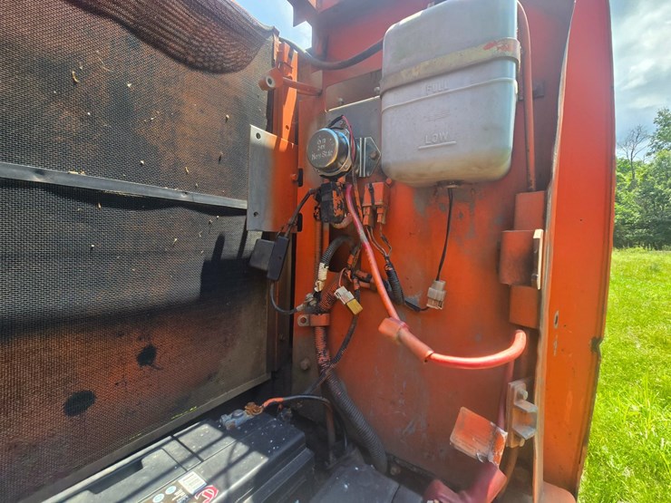 hitachi-ex160-lc-image-45