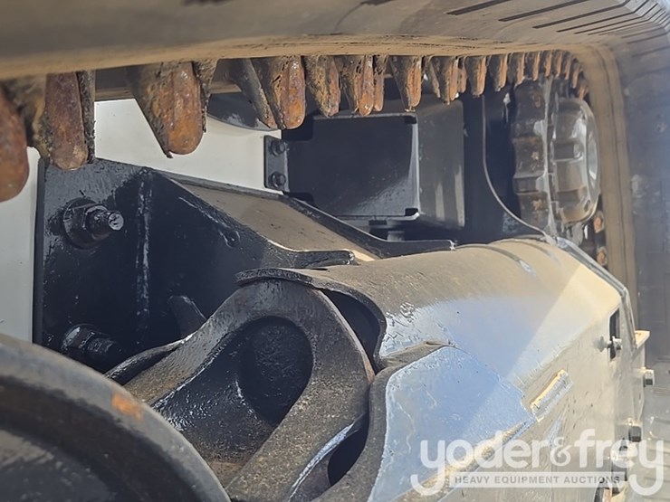 2021-bobcat-t66-image-11