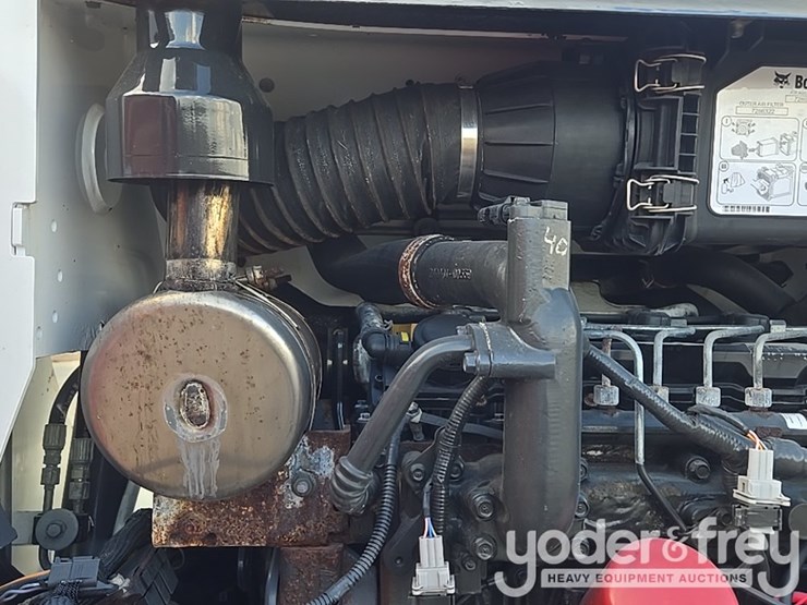 2018-bobcat-s590-image-28
