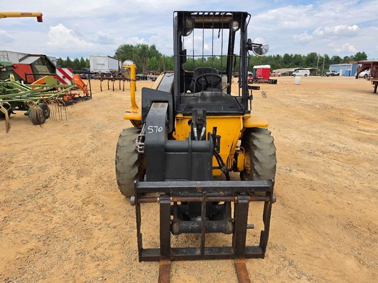 jcb-520-image-5