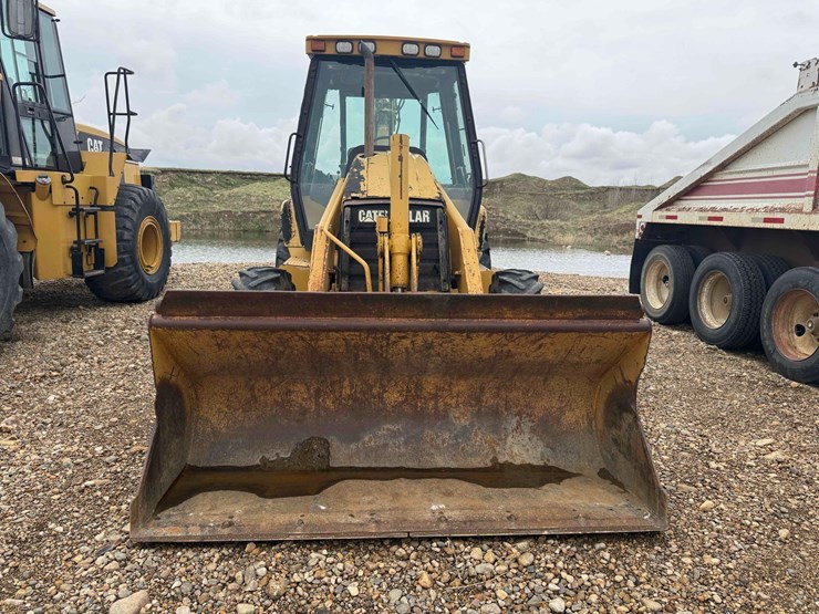 cat-426l-backhoe-image-4