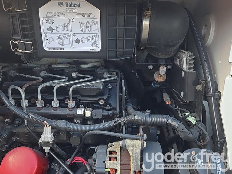 2018-bobcat-s590-image-33